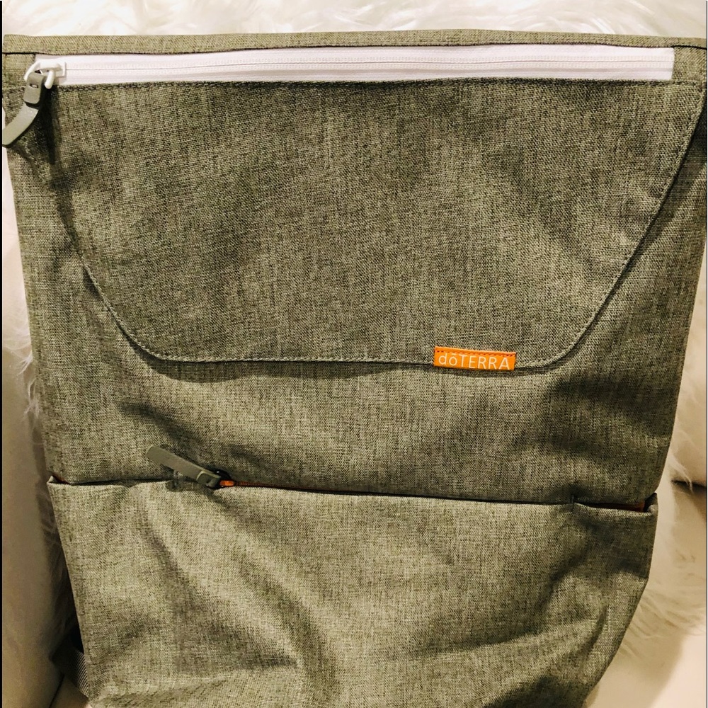 doTerra Backpack - Picture 3 of 16
